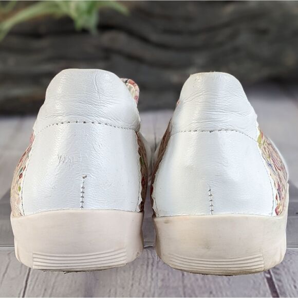 Nina Gelardi Floral Zip Up Spikeless Golf Shoes - Picture 5 of 11